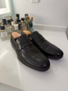 Harrys of London Black Leather Penny Loafers with Vibram Soles